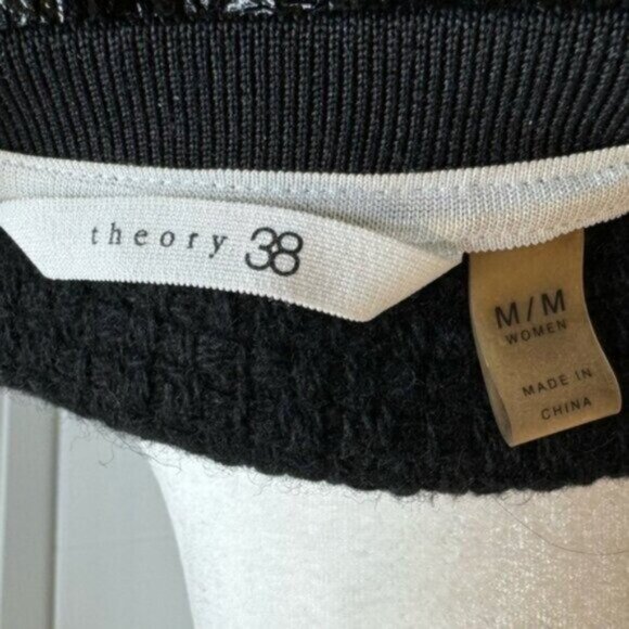 Theory 38 Black Faux leather Shiny Dressy Crew Neck Sweatshirt Top Medium - Picture 7 of 7